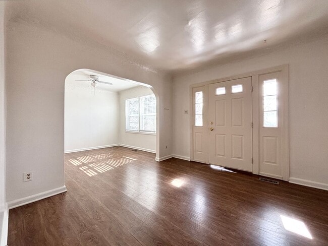 Photo - 454 F St Unidad 457 E. 9th Ave.