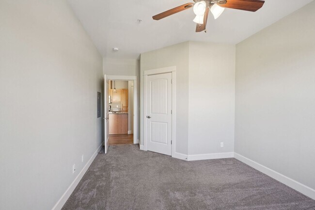 Aspen Grove Apartments