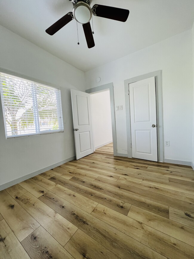 1033 Hoffman Ave in Long Beach