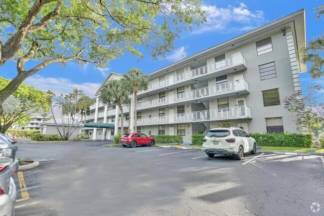 Building Photo - 1526 Whitehall Dr Unit 406 Rental