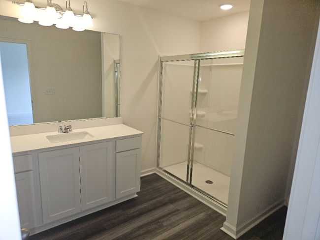 Photo - 3509 Walker Dr