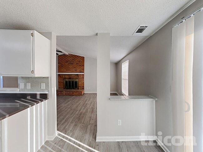 Photo - 8323 Kapplewood Ct