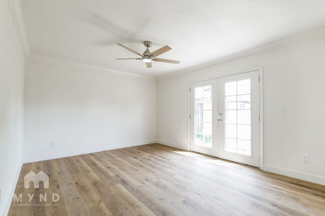 Photo - 5616 53rd Ave