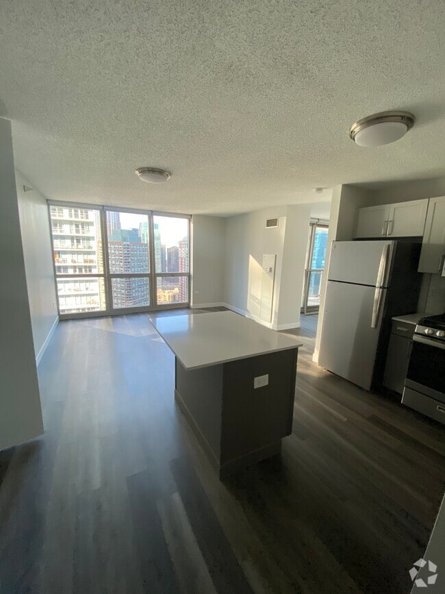 Building Photo - 201 N Westshore Dr Unit 1703 Rental
