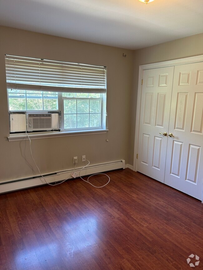 Building Photo - 45 Ciliotta Ln Rental
