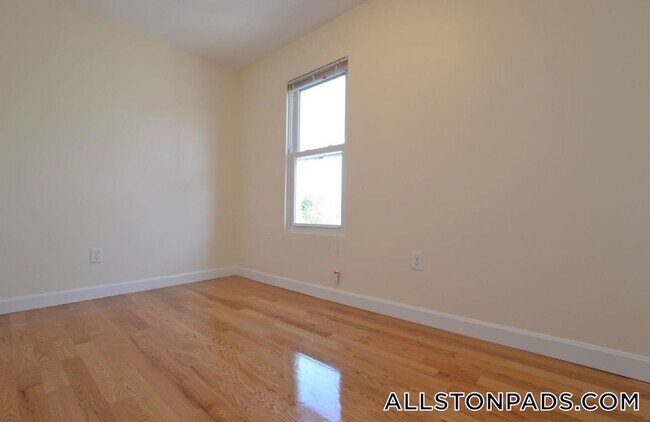 Photo - 21-23 Weitz St. Unit 1