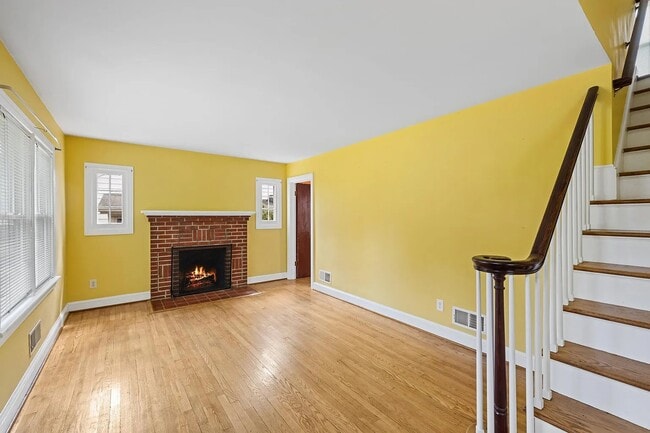 Photo - 1206 Spring Hill Rd