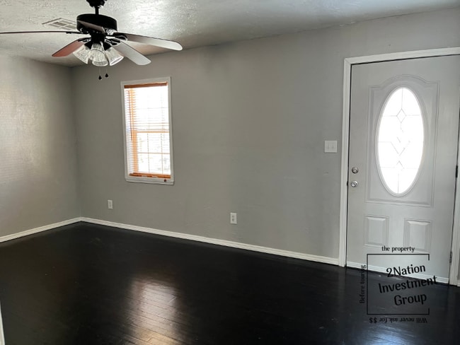 Photo - 2924 Pioneer Ave