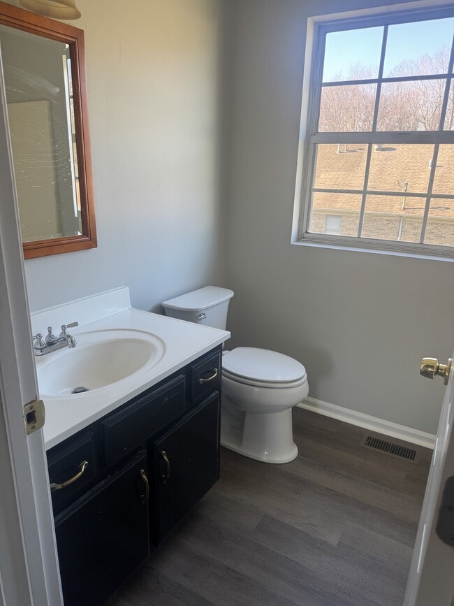 Photo - 1011 Northwood Loop Unit 1