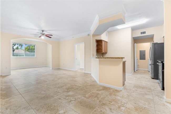 Building Photo - 9901 Baywinds Dr Unit 3105 Rental