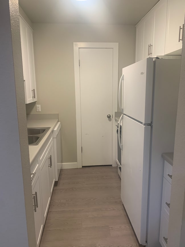 Photo - 1155 E 300 S Unidad 000