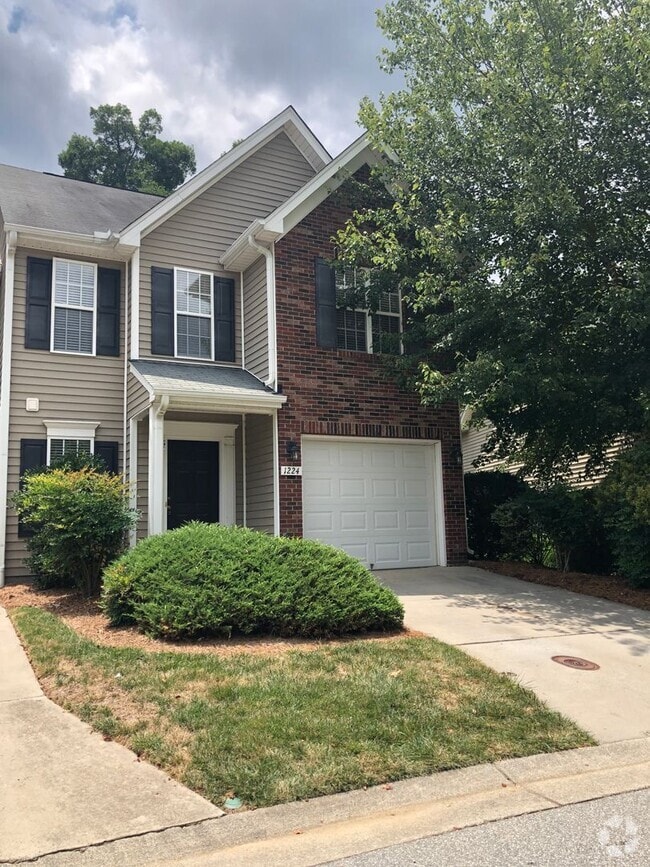 Building Photo - Available for immediate move in - Gorgeous... Rental
