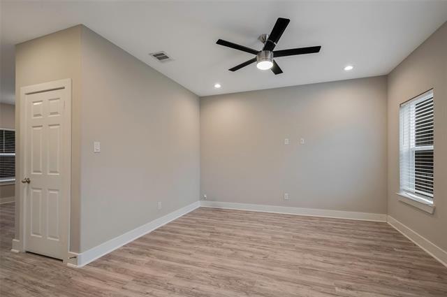 Photo - 5000 Linder Ave