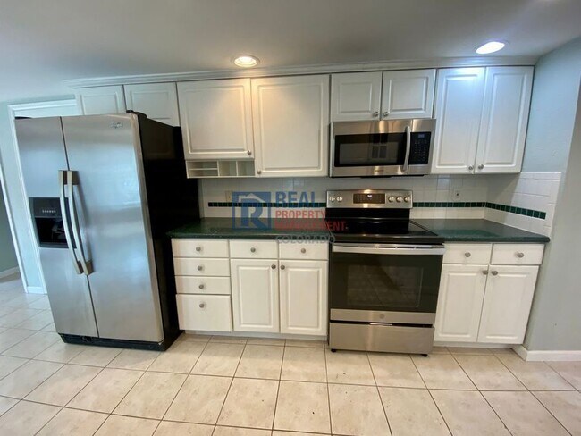 Photo - 5932 S Dayton Ct