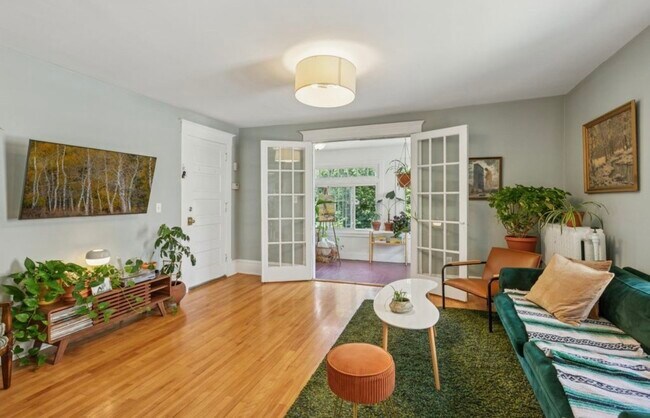 Photo - 3407 Fremont Ave S Unit 2