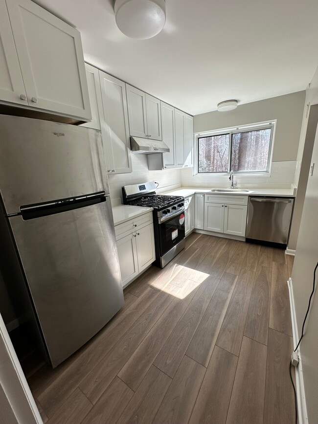 Photo - 10619 Weymouth St Unit W-3