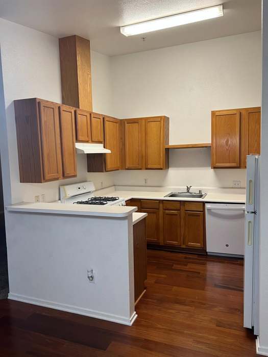 Photo - 565 Peerless Way Unit 302