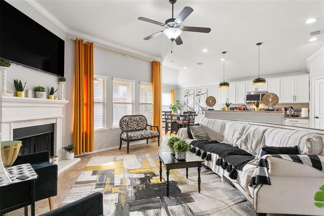 Building Photo - 11700 Champion Creek Dr