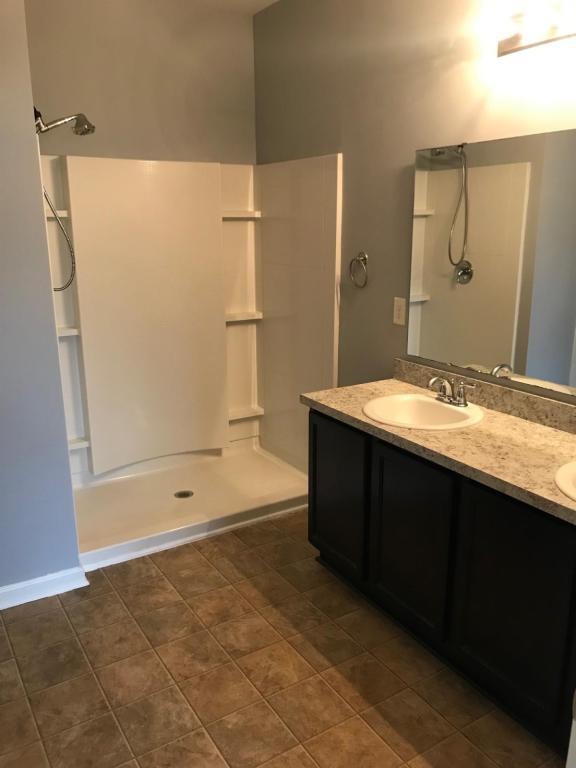 Photo - 820 Hayes Point Cir