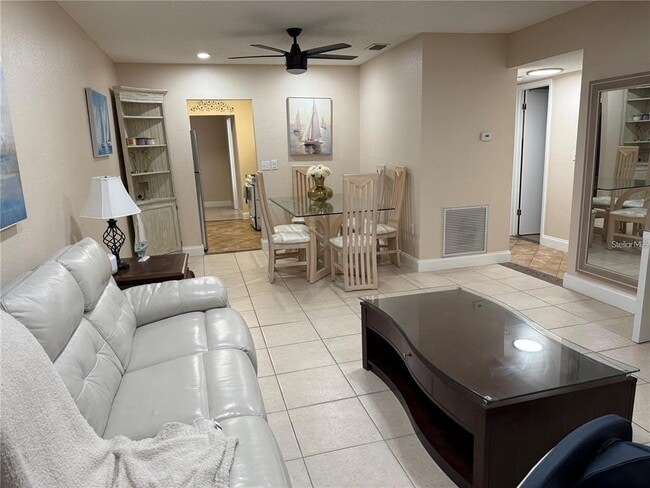 Photo - 10038 62nd Ter Unit 17