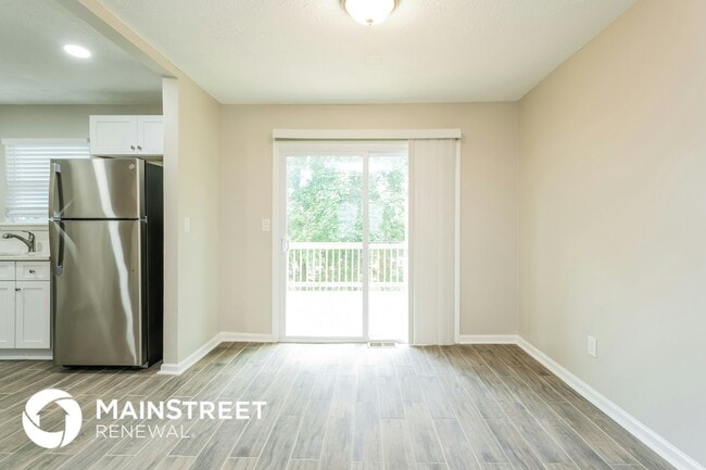 Photo - 10124 Settlers Grove Rd NE