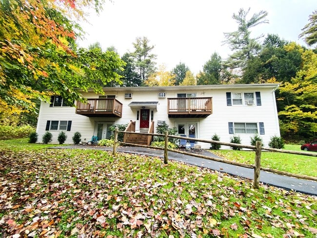 Photo - 20 Fairbanks St Unit 5