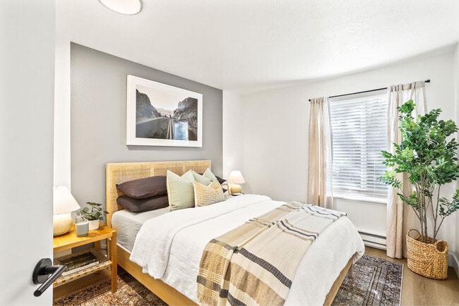 Silver Oak Apartments apartments — community photo
