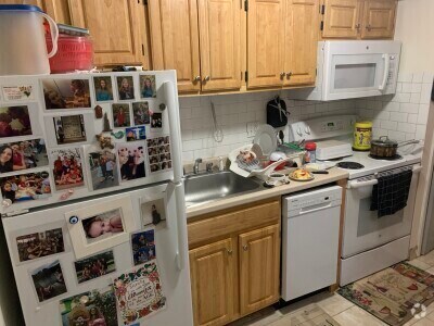 Building Photo - 20 Arlington St Unit 16 Rental