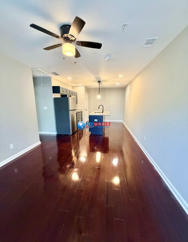 Photo - 147 N Main St Unit B