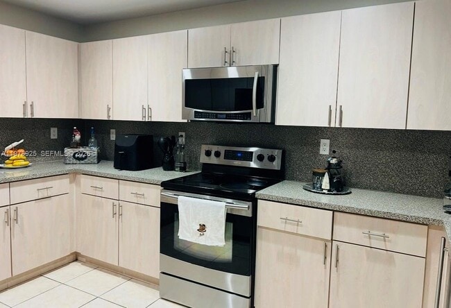 Photo - 16390 SW 46th Terrace