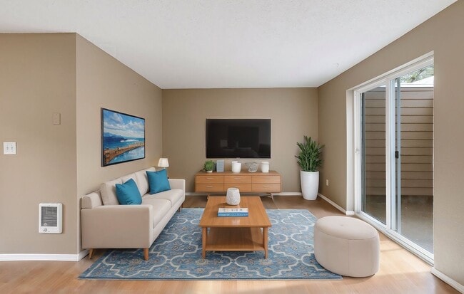 Photo - 1614 Village Park Pl