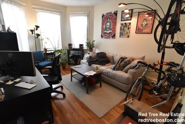 Building Photo - 15 Colborne Rd Unit 16 Rental