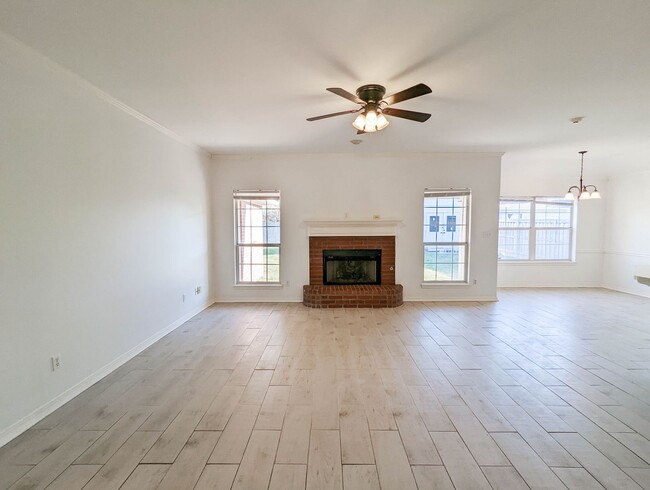 Photo - Move-in Ready 3 bed/ 2 bath home in South Bossier