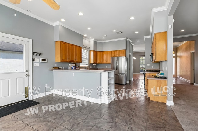 Photo - 1208 Lake Frances Dr