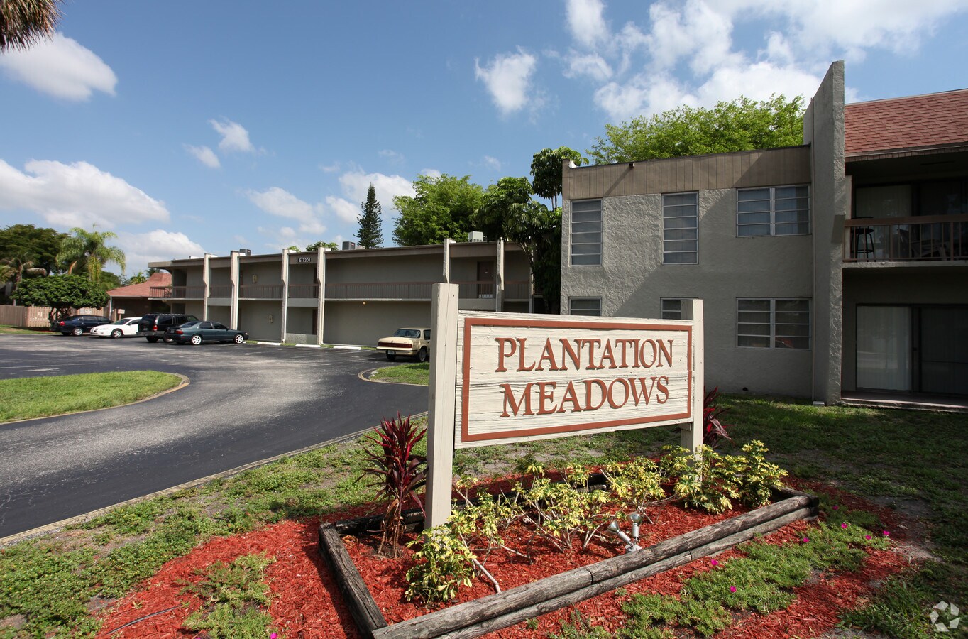 Plantation Meadows Apartments - Plantation Meadows Apartments
