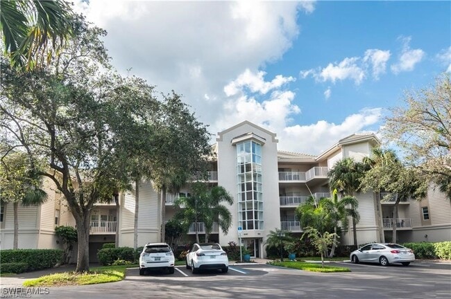 Building Photo - 4140 Bayhead Dr Unit 203