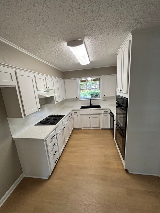 Photo - 4316 Aberdeen Dr