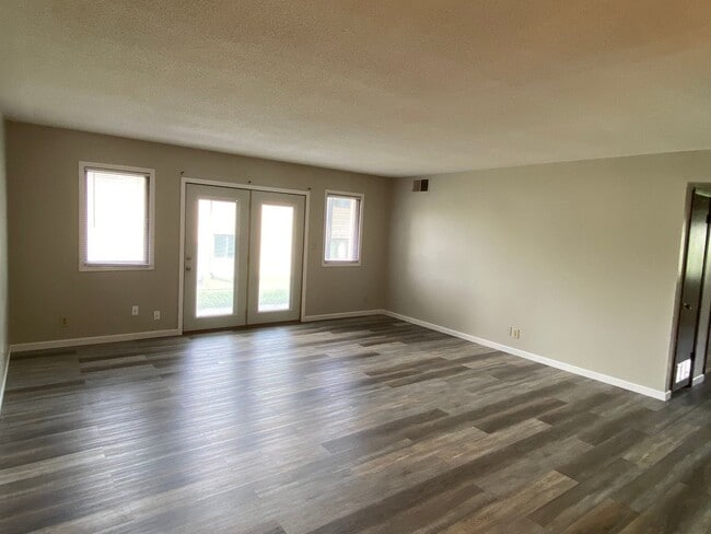 Photo - 2040 Edgewood Rd NW Unit 2040 10