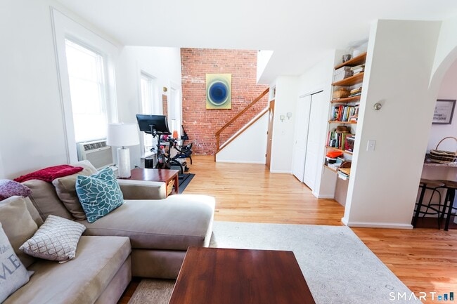 Photo - 182 Chestnut St Unidad 2