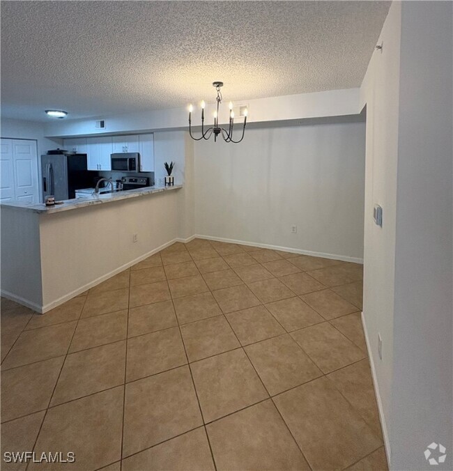 Building Photo - 1810 Florida Club Cir Unit 1111 Rental