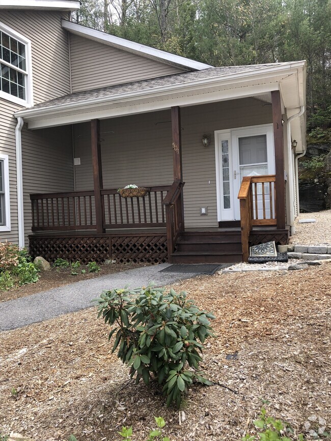 Building Photo - 504 Essex Ct Unit 504 Rental