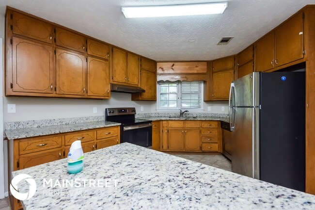 Photo - 105 Stone Creek Dr
