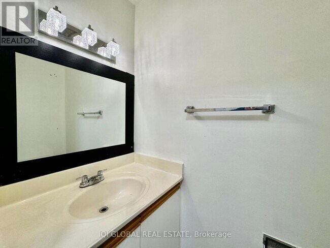 Photo - 25 Pebble Byway