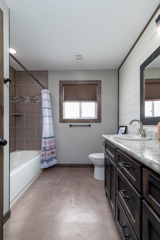 Photo - 13150 11th Ave SW