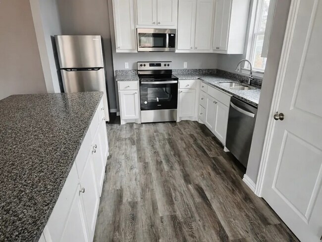 Photo - 2109 Bluebonnet Ave