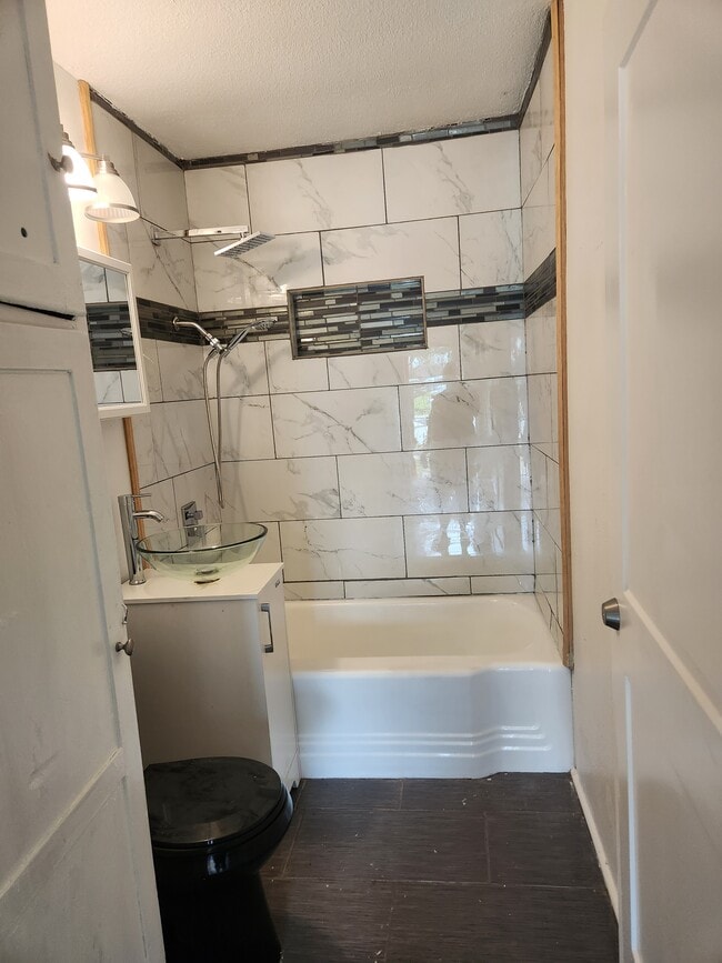 Photo - 5338 McClelland Dr