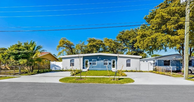 Building Photo - 409 NW 4th Ave Unit B Rental
