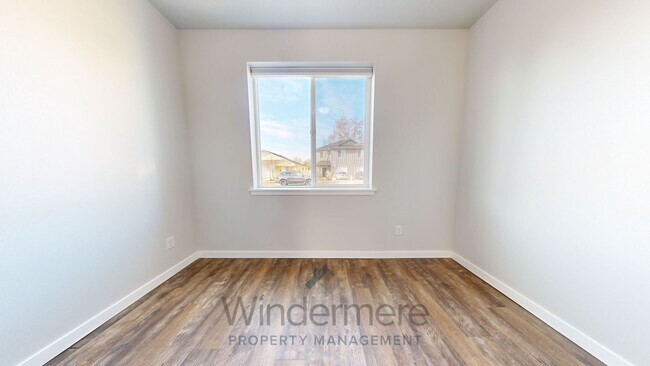 Photo - Herb2351/2353 Unit Herb2353