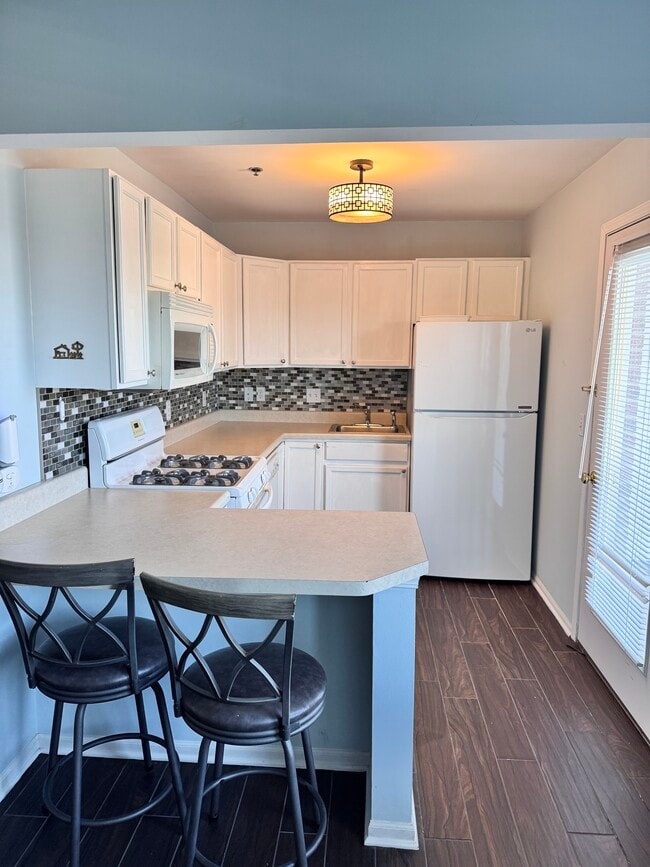Photo - 418 56th St Unit 308