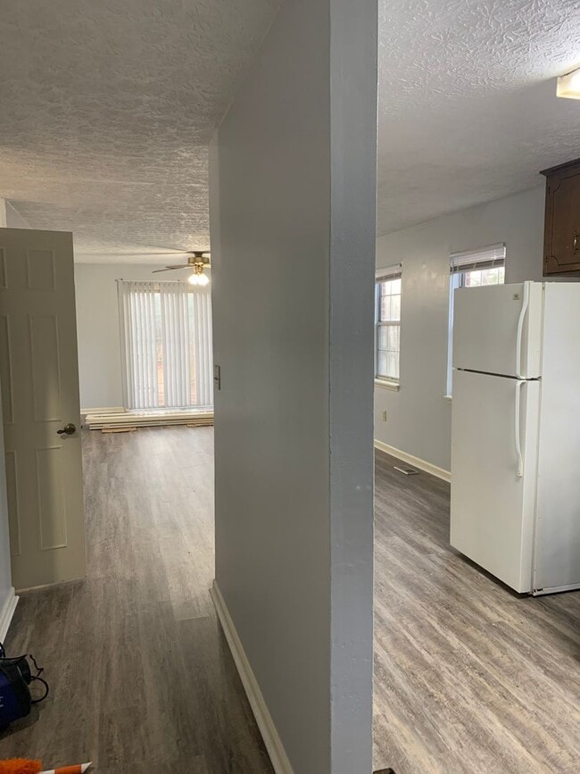 Photo - 2/2 Duplex in 5 POINTS near Memorial Park!!!  Available April 2026